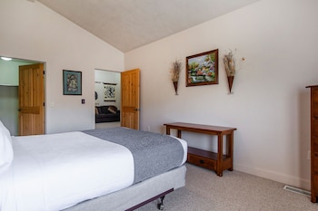 crestview condominiums by all seasons resort lodging