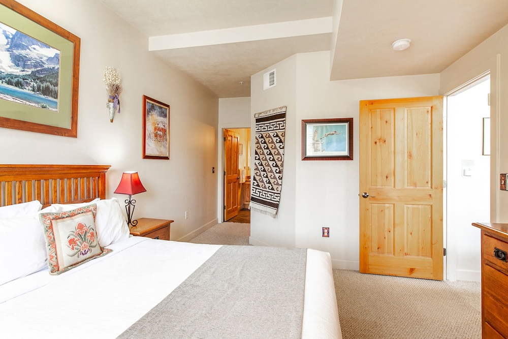 crestview condominiums by all seasons resort lodging
