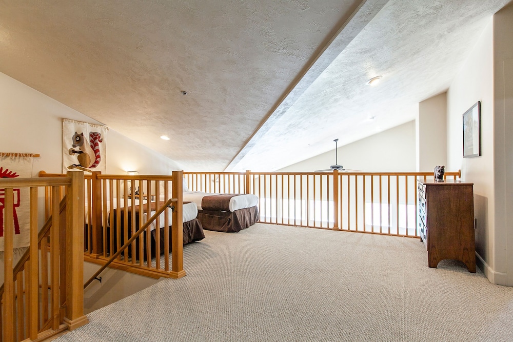 crestview condominiums by all seasons resort lodging