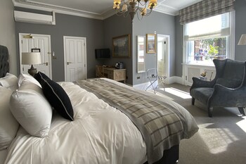 the clerk and well pub and rooms