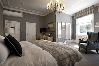 the clerk and well pub and rooms