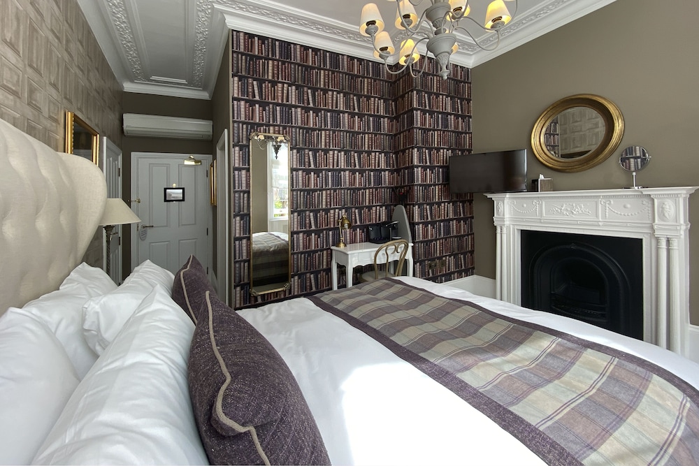 the clerk and well pub and rooms