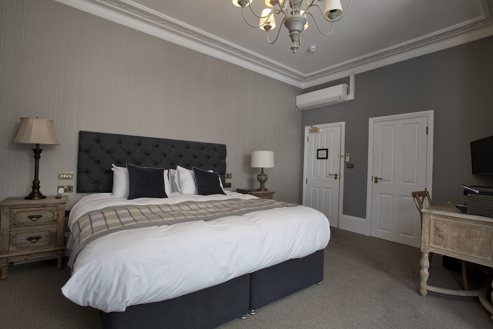 the clerk and well pub and rooms