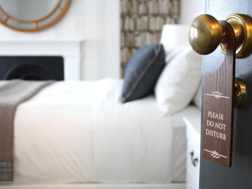 the clerk and well pub and rooms