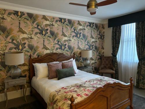 the clerk and well pub and rooms