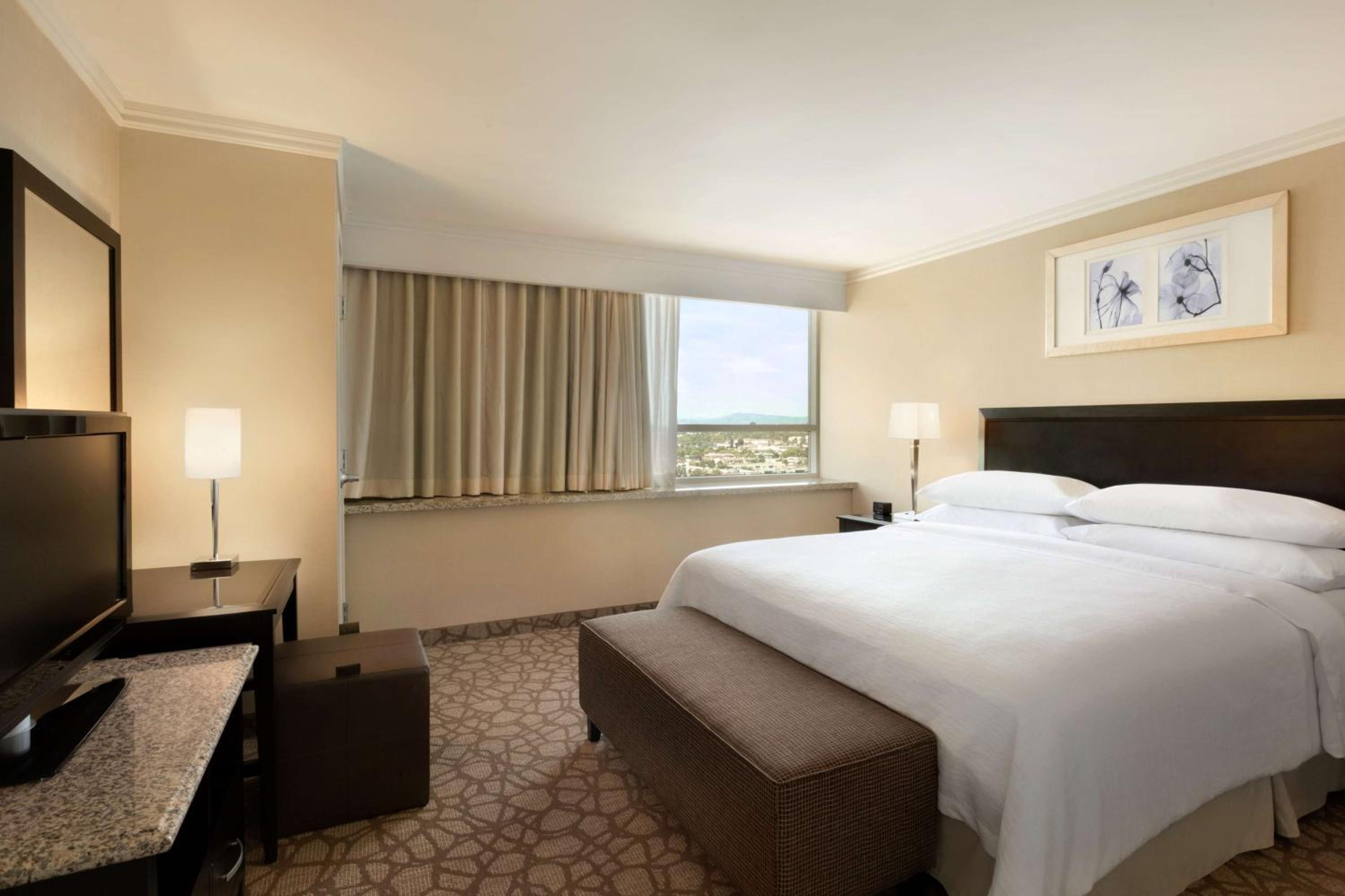 embassy suites los angeles glendale