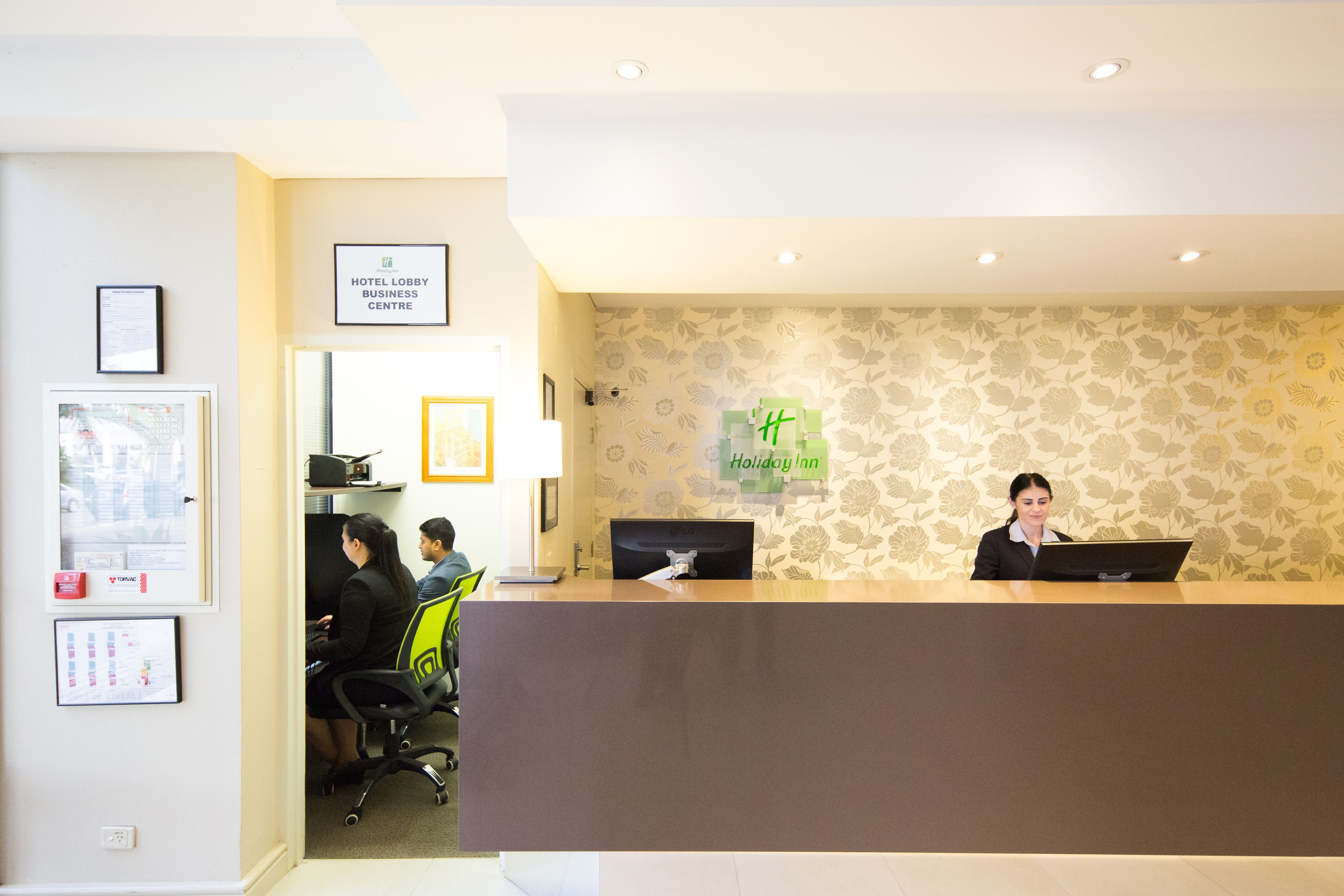 holiday inn parramatta by ihg