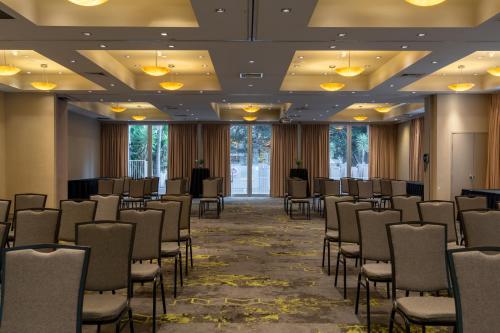 holiday inn parramatta by ihg