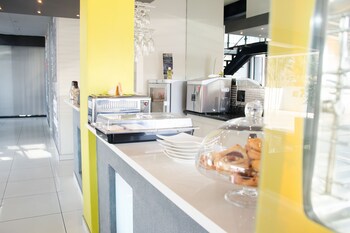 city living boutique hotel