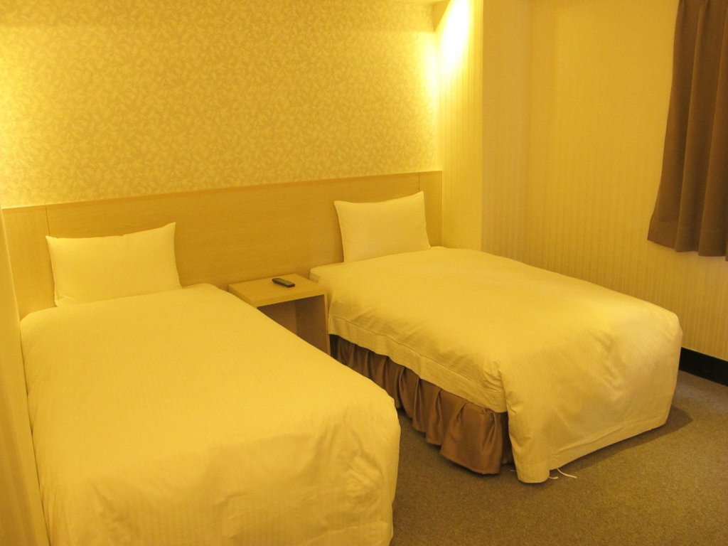roader hotel hualien dongda