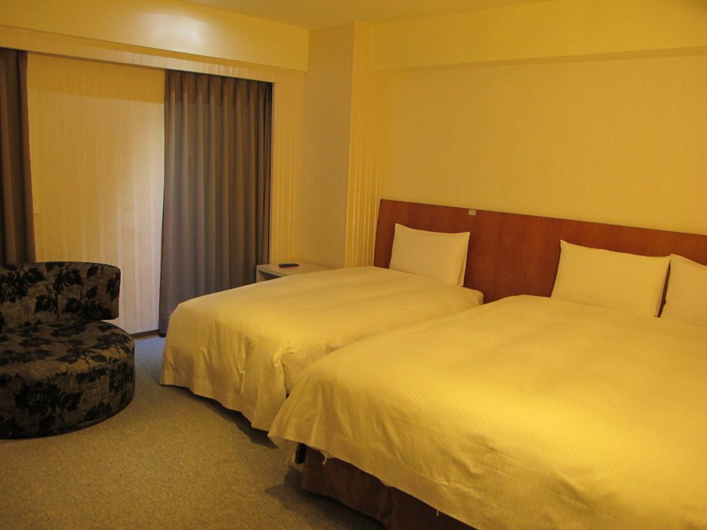 roader hotel hualien dongda