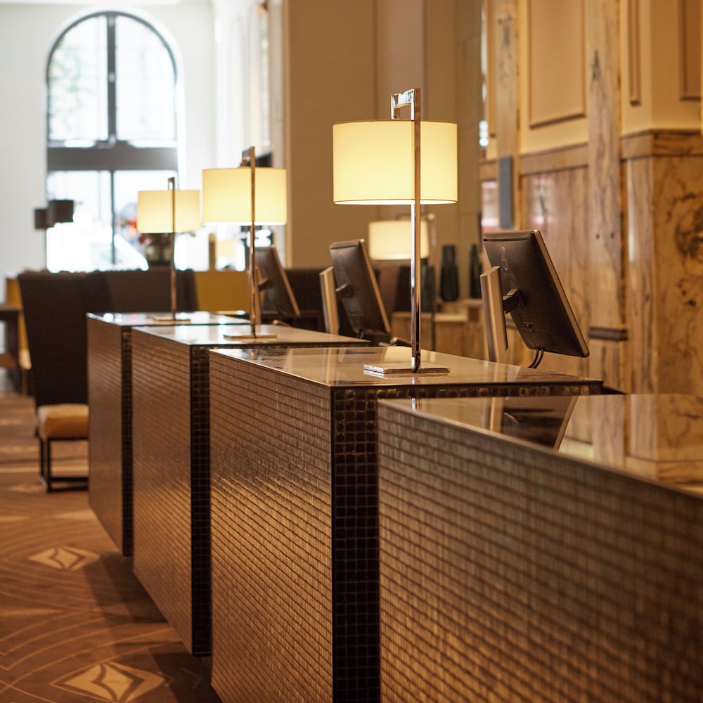 reichshof hotel hamburg