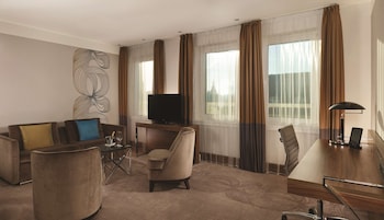 reichshof hotel hamburg