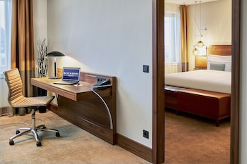 reichshof hotel hamburg