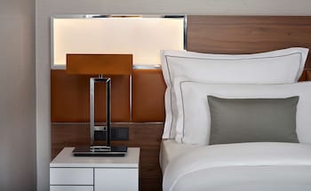 reichshof hotel hamburg