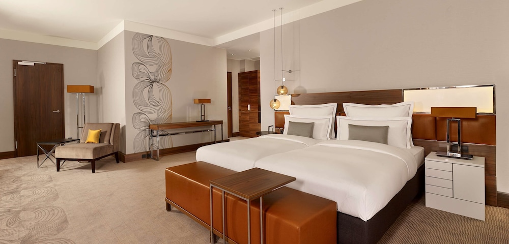 reichshof hotel hamburg