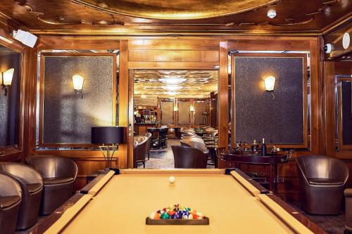 reichshof hotel hamburg