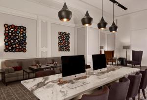 reichshof hotel hamburg