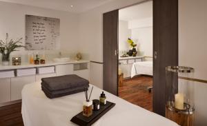 reichshof hotel hamburg