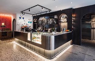 Olah Poshtel - Taichung Station,Near Taichung Park,4 star