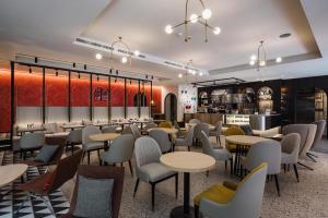 olah poshtel taichung station