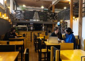 casa volante hostal hostel