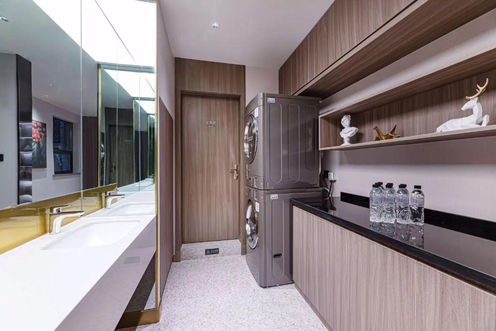 hanting hotel suzhou north high speed railway station cailian road