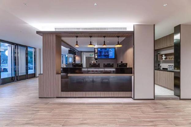 hanting hotel suzhou north high speed railway station cailian road