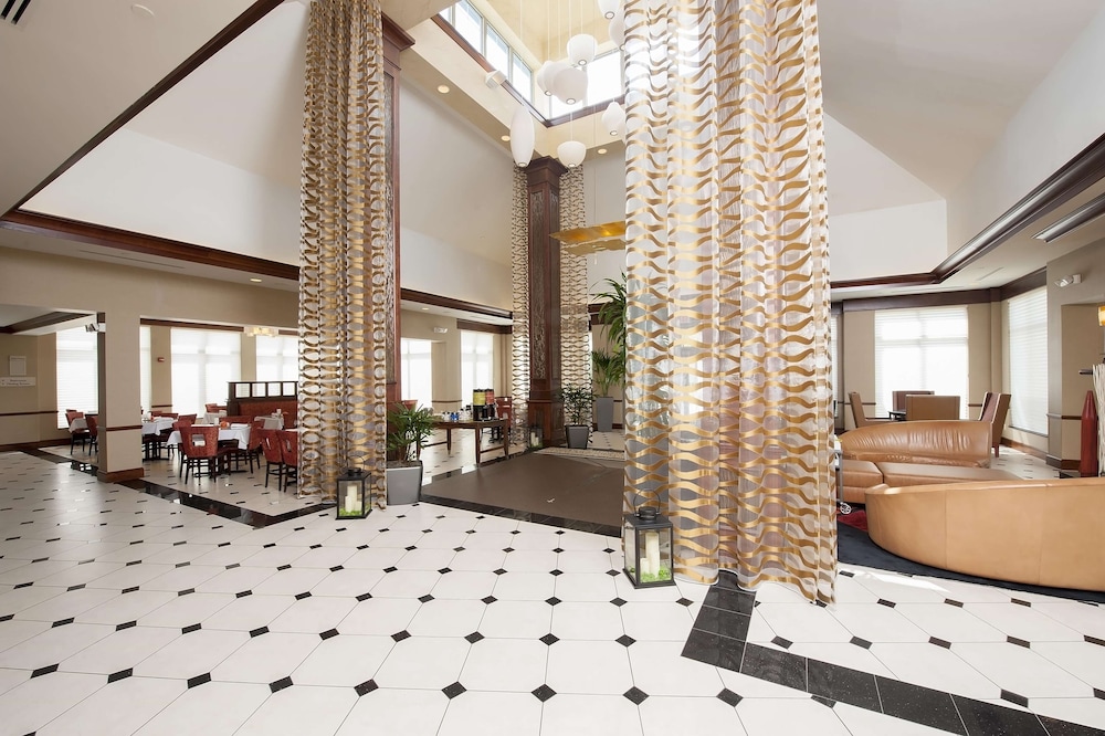 hilton garden inn columbus edinburgh