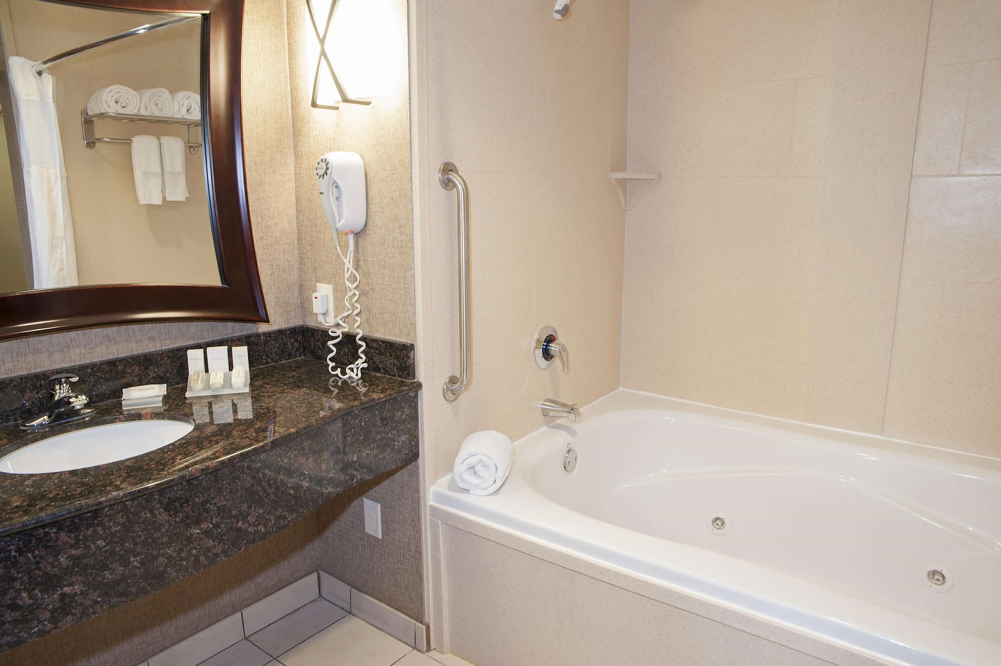 hilton garden inn columbus edinburgh
