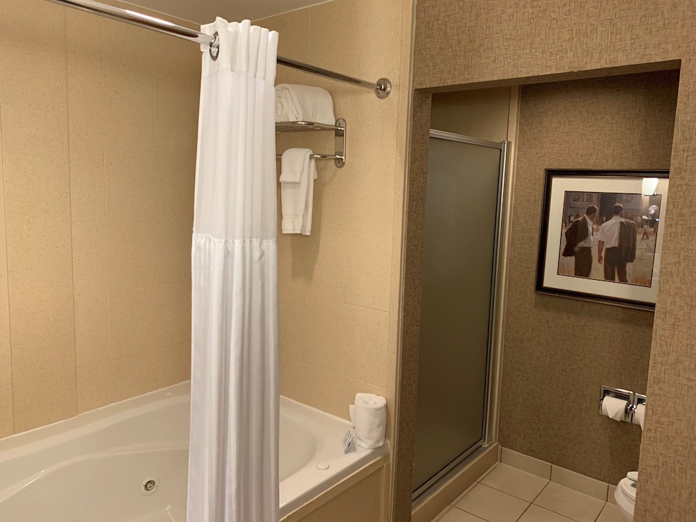 hilton garden inn columbus edinburgh