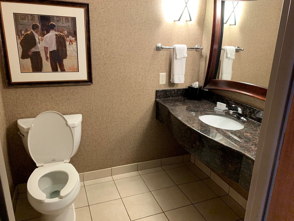 hilton garden inn columbus edinburgh