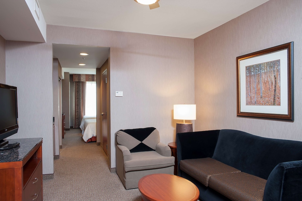 hilton garden inn columbus edinburgh