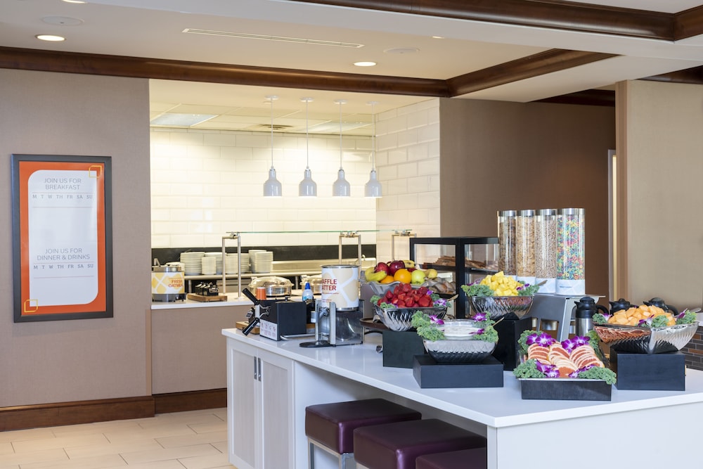 hilton garden inn columbus edinburgh