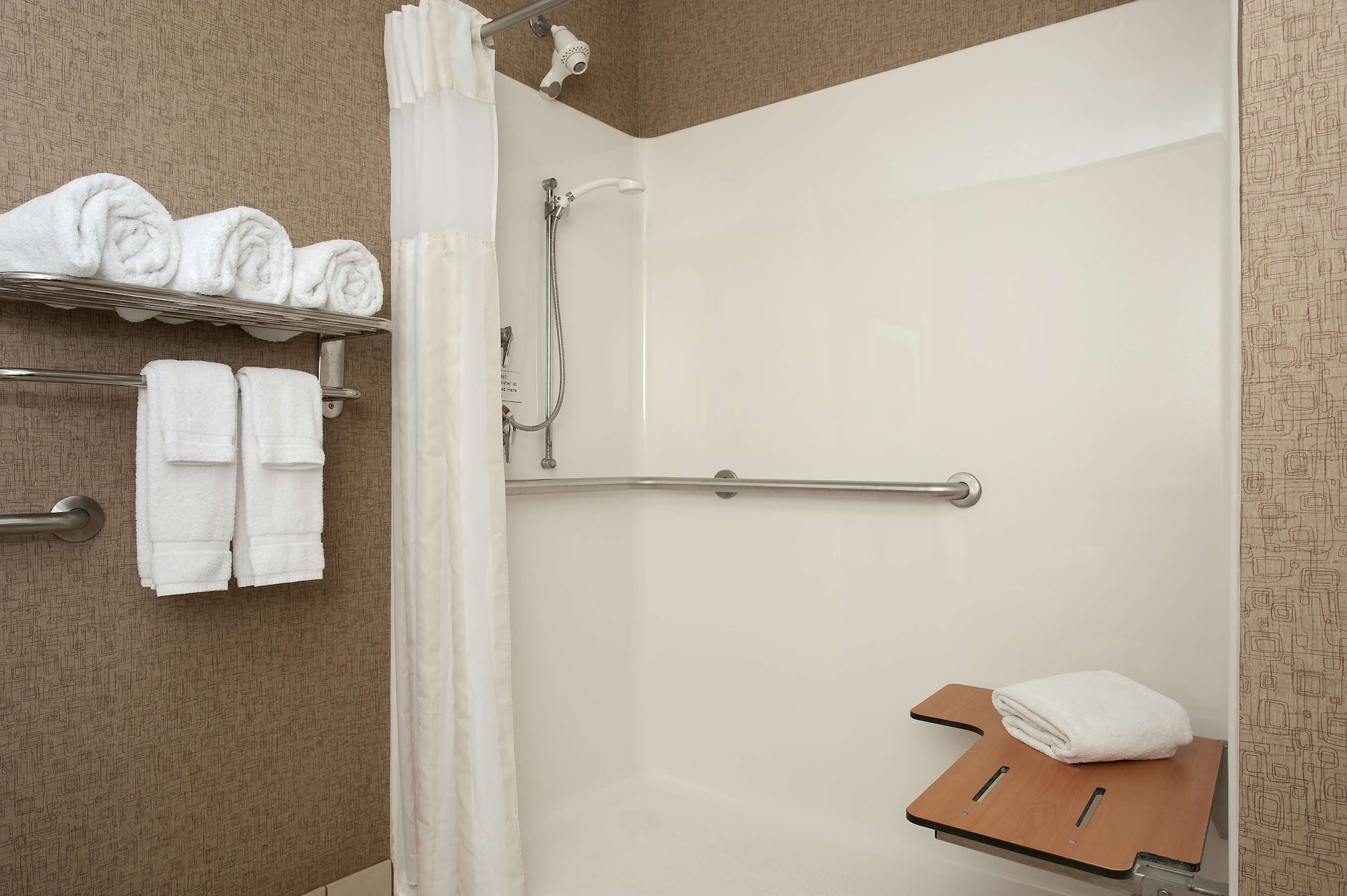 hilton garden inn columbus edinburgh