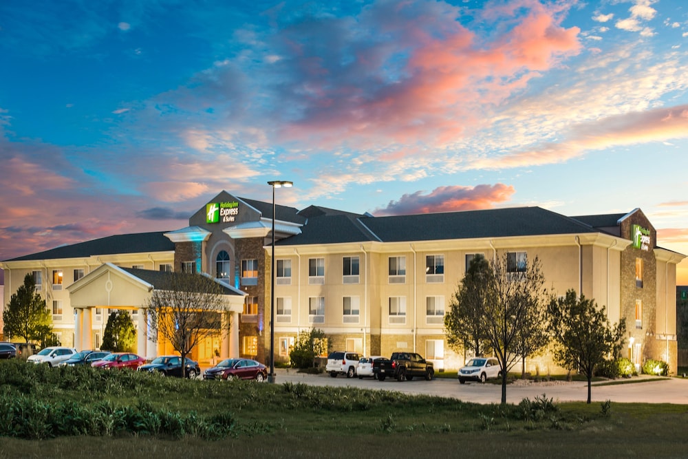 holiday inn express and suites bellevue by ihg