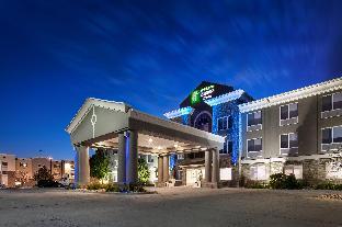holiday inn express and suites bellevue by ihg