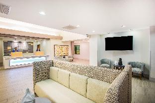 holiday inn express and suites bellevue by ihg