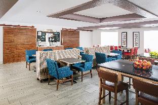 holiday inn express and suites bellevue by ihg