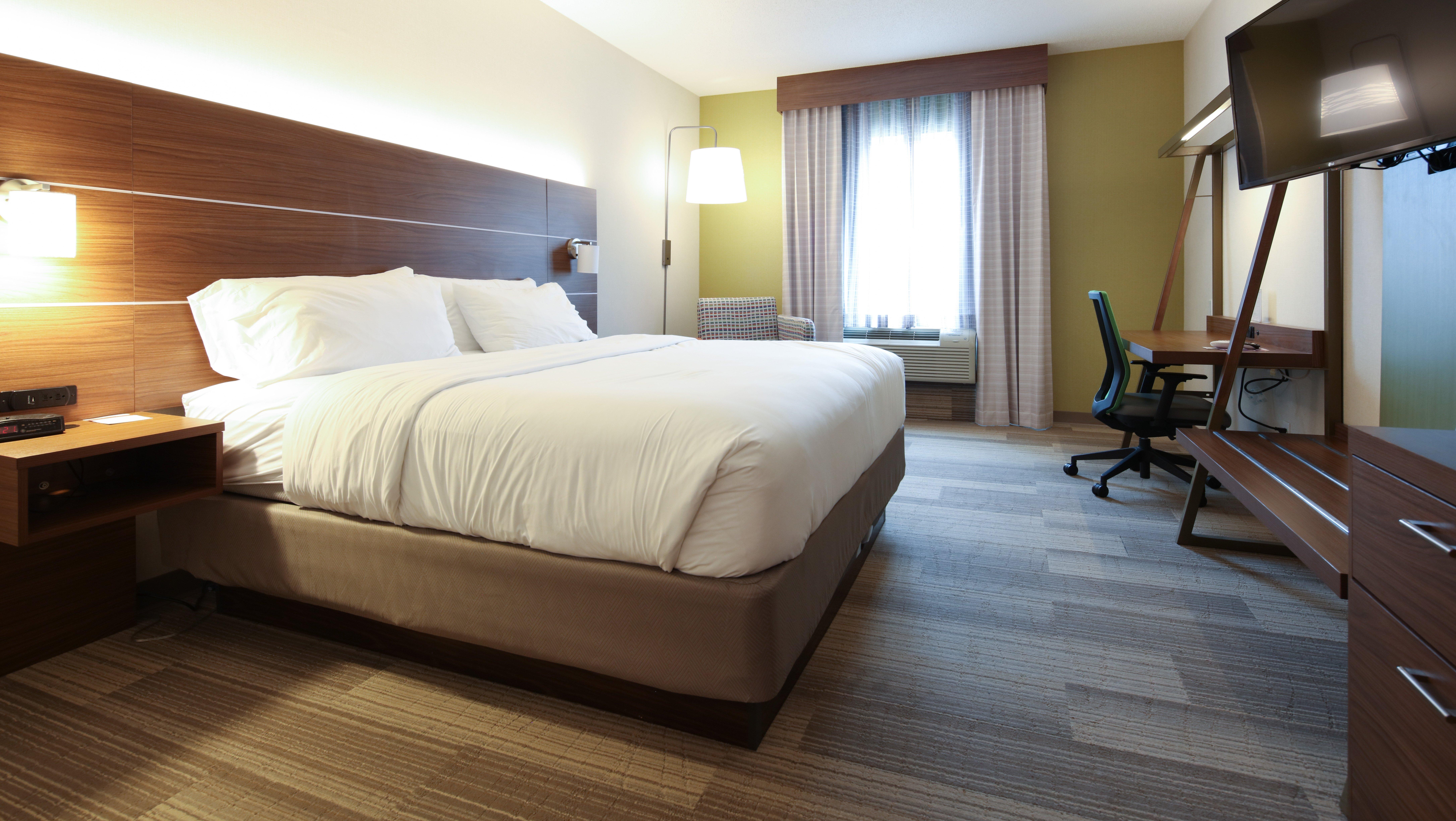 holiday inn express hotel and suites cincinnati se newport