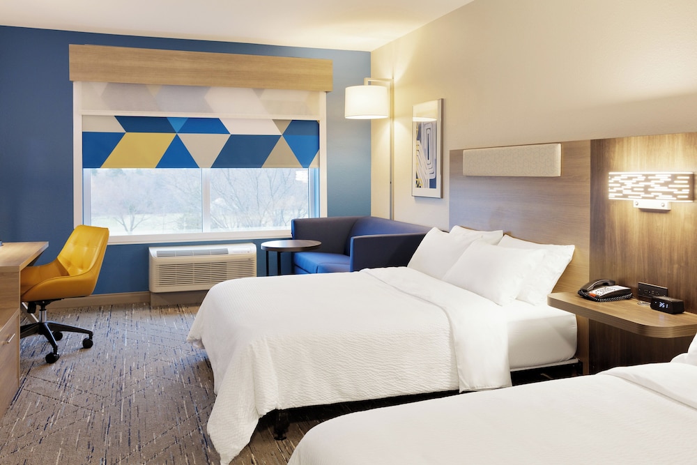 holiday inn express hotel and suites cincinnati se newport