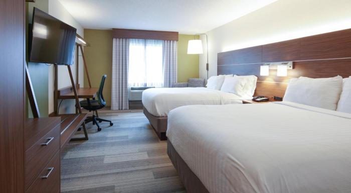holiday inn express hotel and suites cincinnati se newport