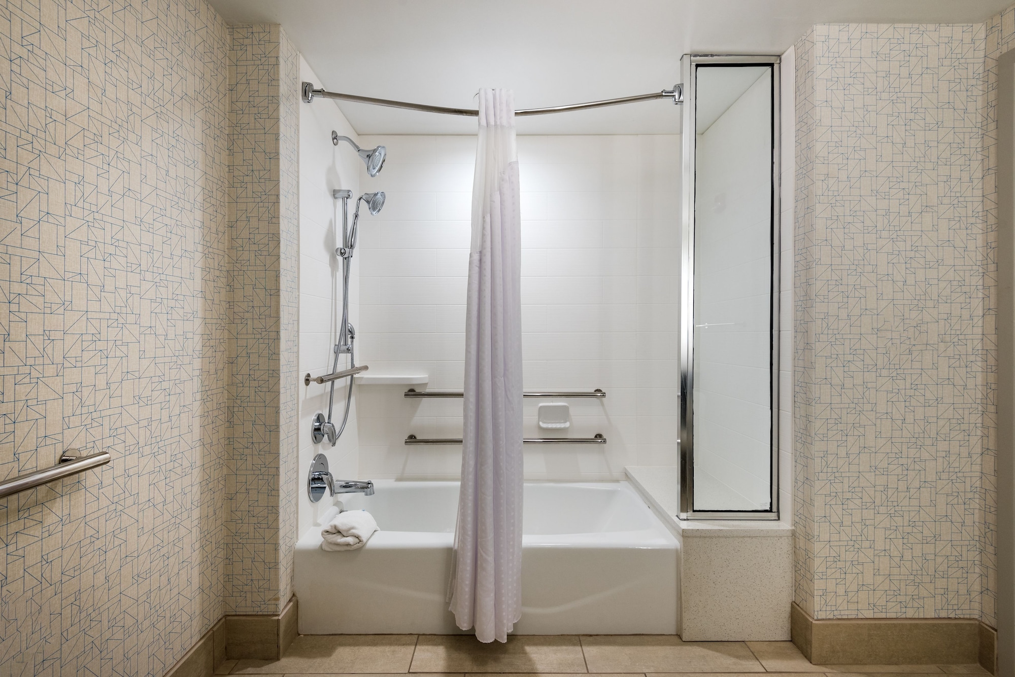 holiday inn express and suites florence i 95 and i