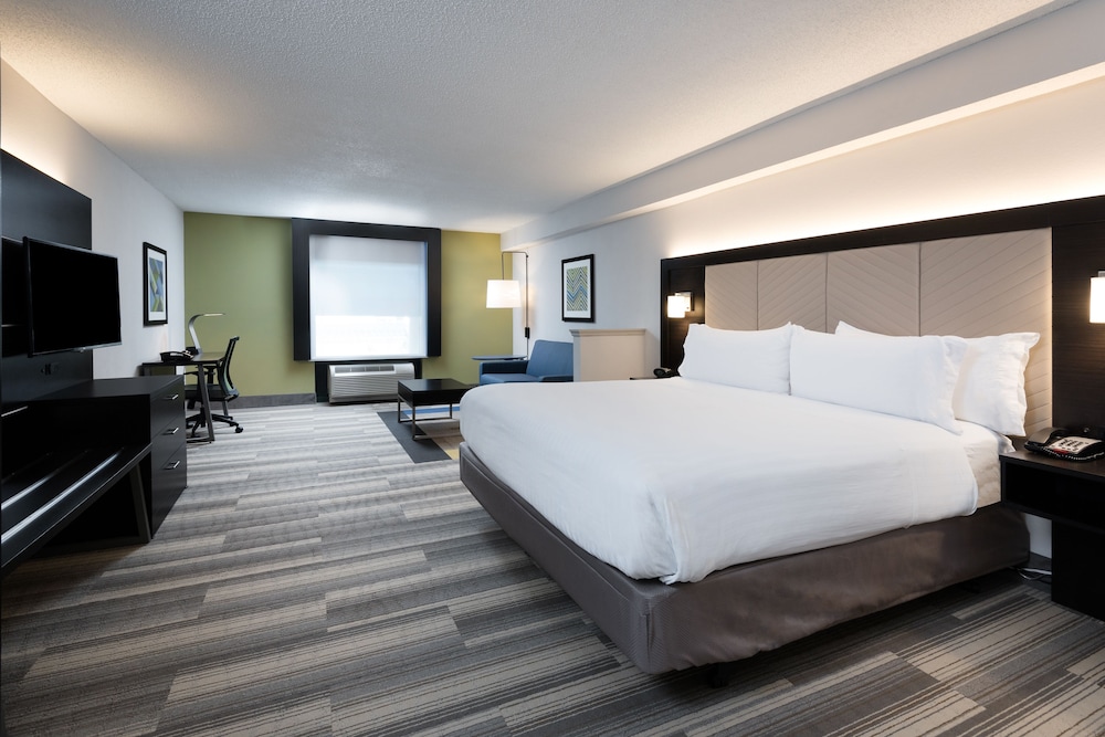holiday inn express and suites florence i 95 and i