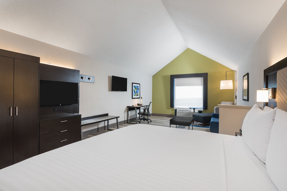 holiday inn express and suites florence i 95 and i
