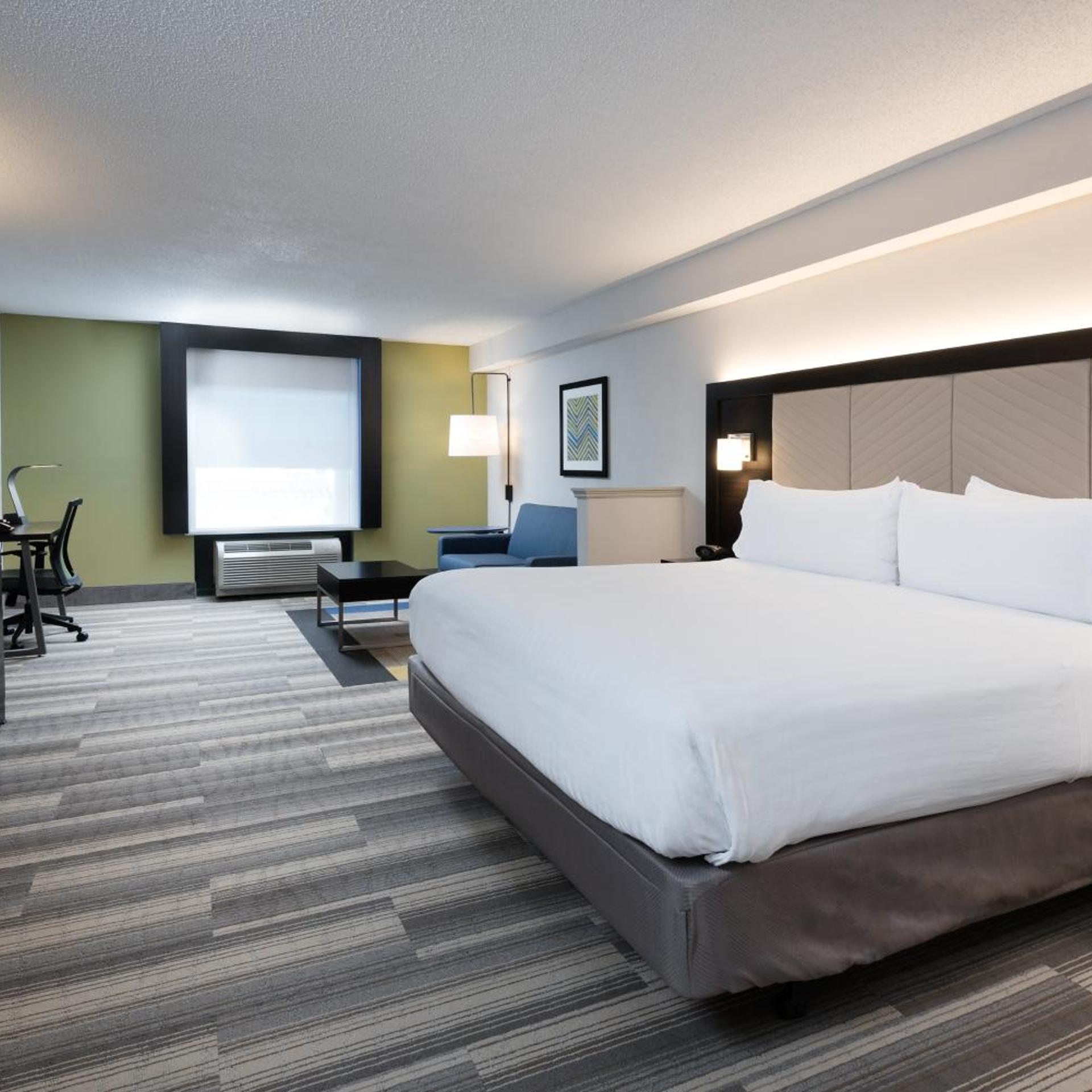 holiday inn express and suites florence i 95 and i