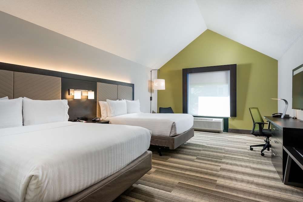 holiday inn express and suites florence i 95 and i