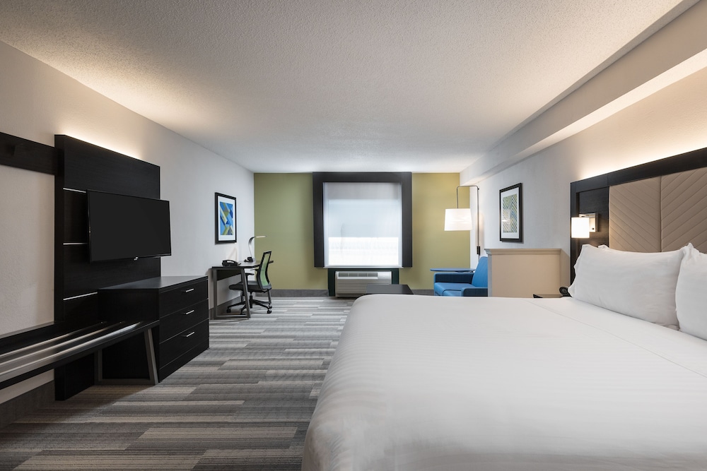 holiday inn express and suites florence i 95 and i