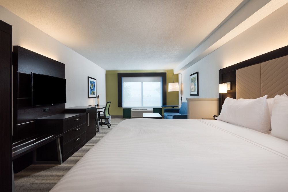 holiday inn express and suites florence i 95 and i