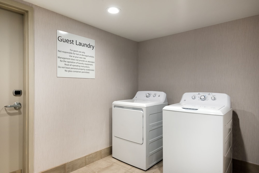 holiday inn express and suites florence i 95 and i